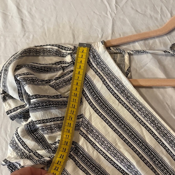 Striped V-Neck Romper - Picture 9 of 12